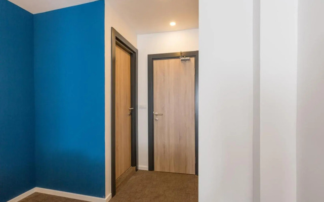 Premium Crown Suites