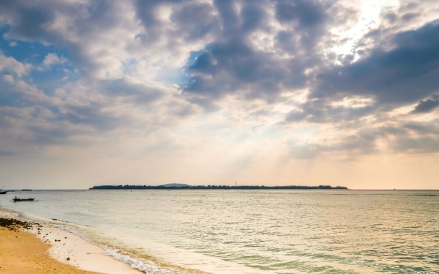 Sunrise Lumbung by Oyo Rooms – Beach – Gili Trawangan