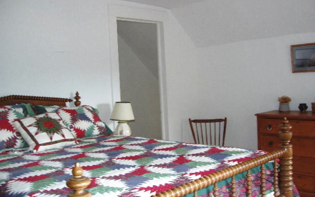 Blue House - Two Bedroom Home