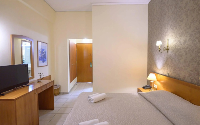 Neda Hotel
