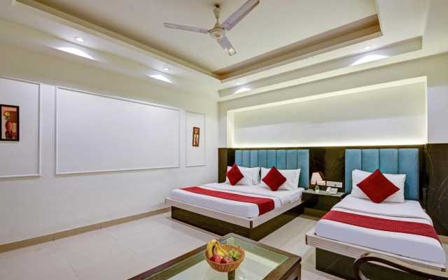 Hotel Krishna Deluxe – Guest Rooms – Delhi