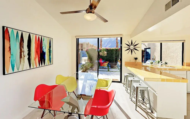 N De Anza - 2 Br Townhouse