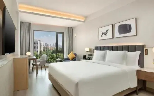 Snail Business Hotel (Jiaxing Pinghu East Lake Scenic Area Branch)