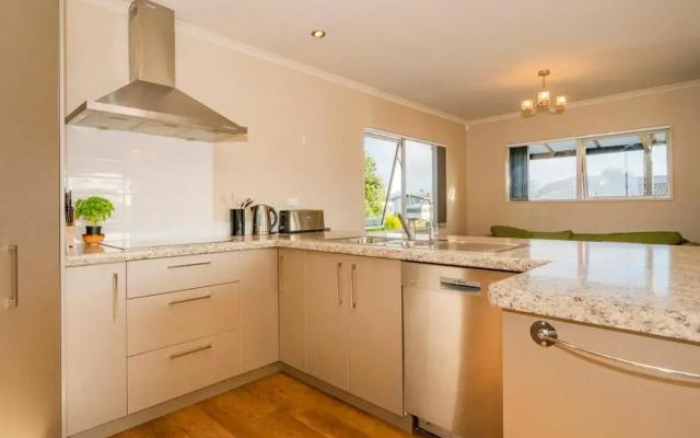 Home Base - Cooks Beach Holiday Home