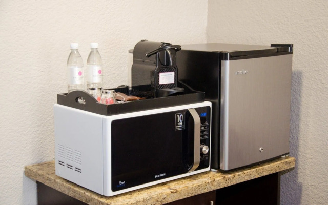 Plaza Camelinas Hotel