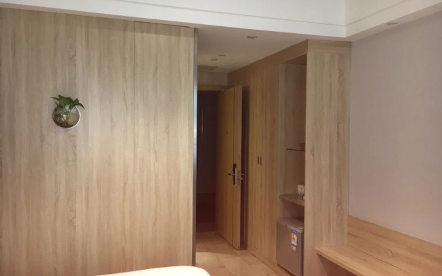 IBIS Styles NT Shimao Plz.