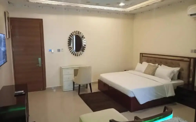 Double D Luxury Apartments