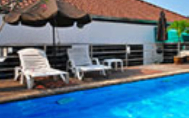 Admiral Suites Executive Serviced Apartment