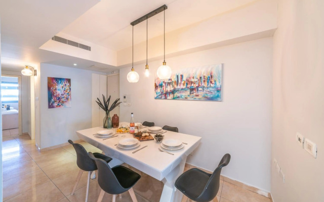 Art Apartment In Mamila - King David Residence