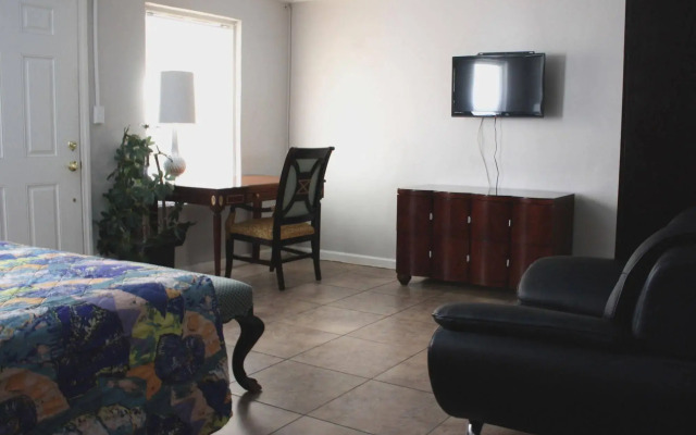 Sterling Gardens Hotel