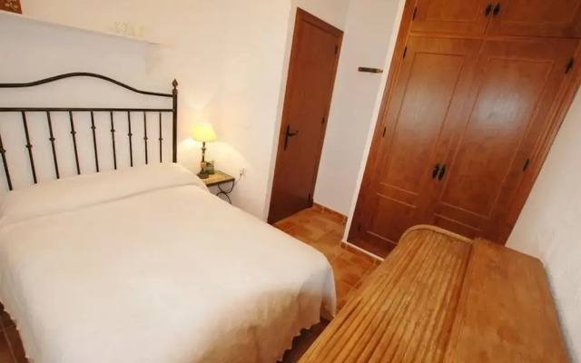 Chalet con piscina privada casa blanca