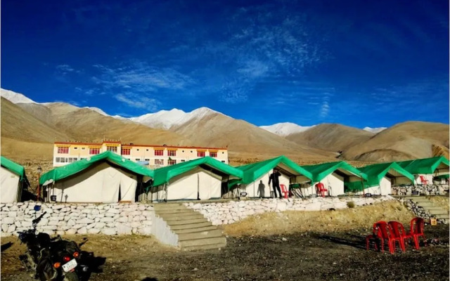 Camp Blue Waters - Pangong