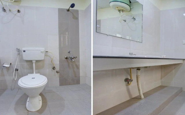 Green Suits By OYO Rooms