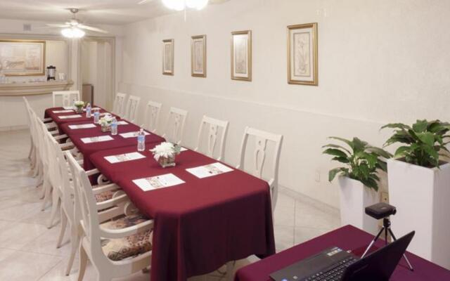 Hotel & Suites Quinta Magna