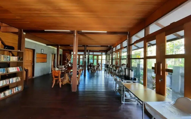 Hotel Besar Bulan Baru - Senggigi