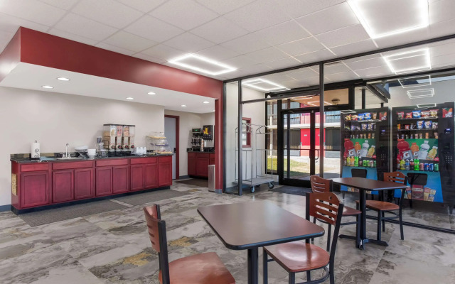 Econo Lodge Cave City