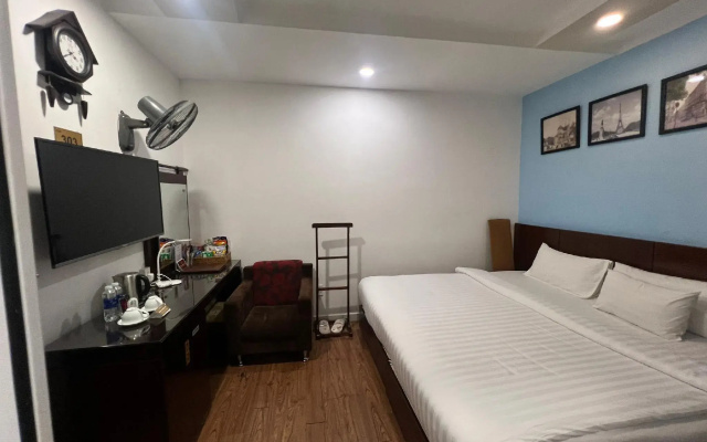 A25 Premium Hotel - 20 Bui Thi Xuan