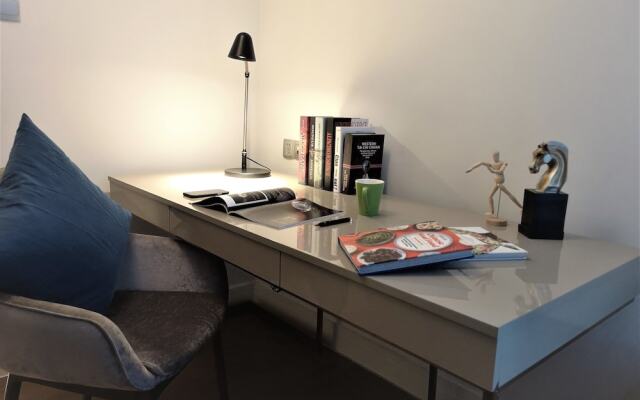 Tianfu Square Serviced Suites by Lanson Place