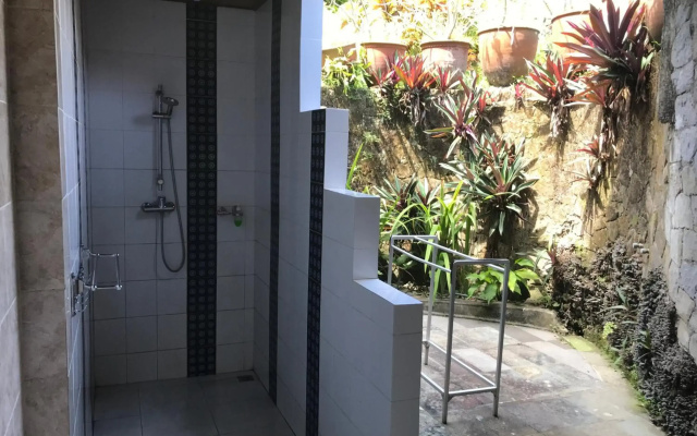 Bali Breeze Bungalows