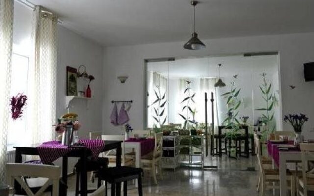 Hotel Pension Verona Airport
