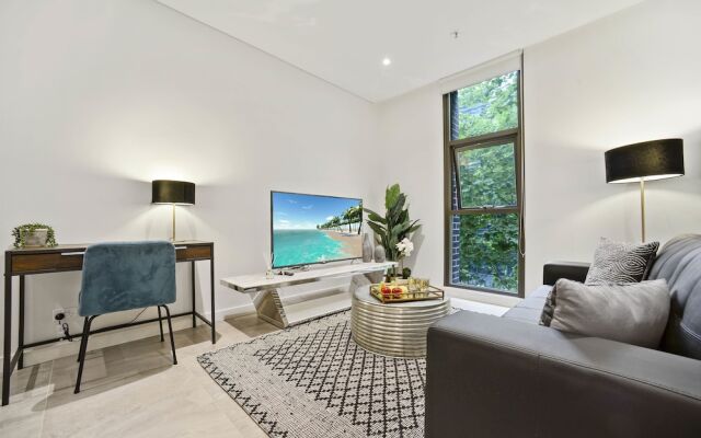 Luxury Experience in Prime Location