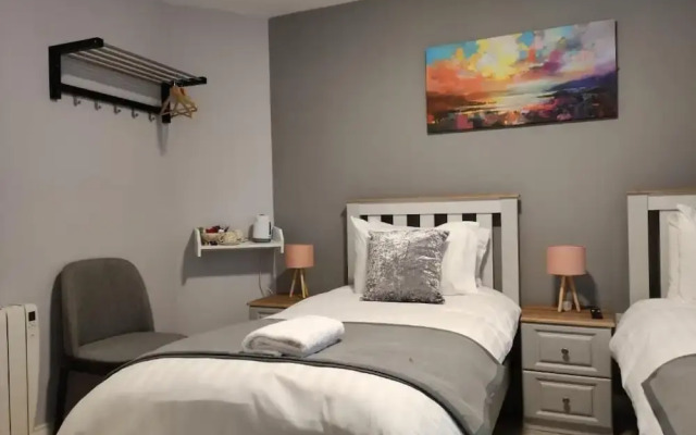 Paddy's Palace Hostel