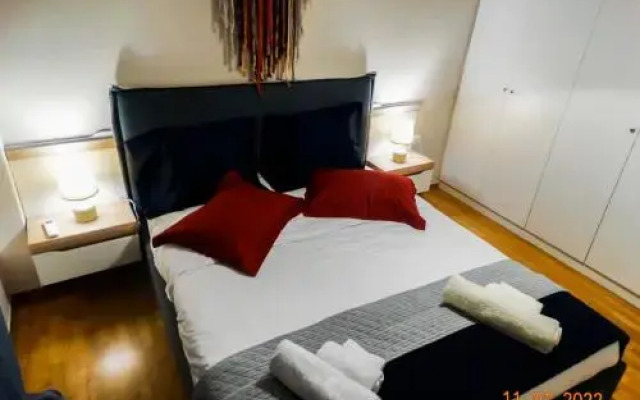 Noelli Cozy And Modern Apartment