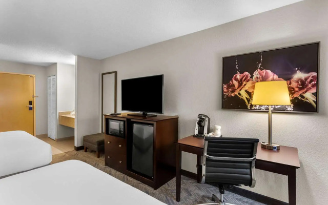 Best Western Oswego Hotel
