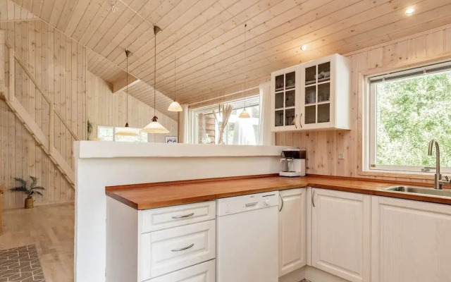 6 Person Holiday Home in Albaek