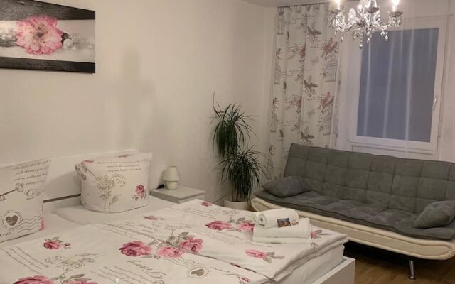 Pension Nathalie Leser