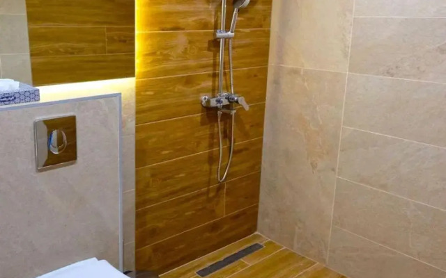 Paradise Hotel - Pomorie