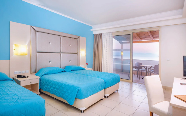 Grand Blue Beach Hotel