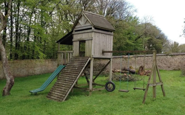 Lakeview Cottage