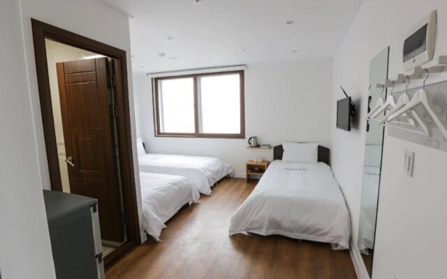 Goodstay Petercat Hotel Insadong