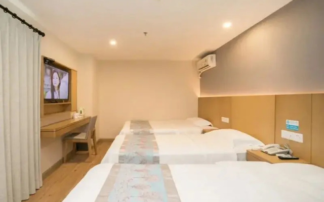 Shell Hotel (Zhuhai Gongbei Port, Fuhuali Wal-Mart)