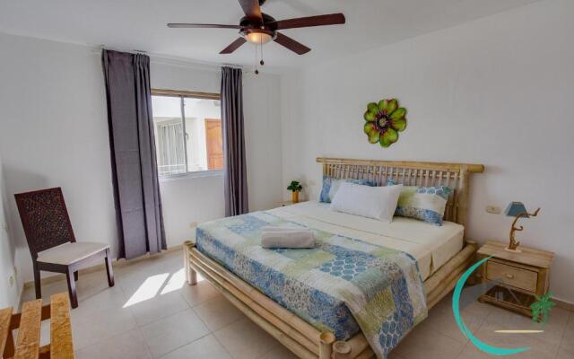 Close To The Beach! Pink Apartment,2Br,2Bt