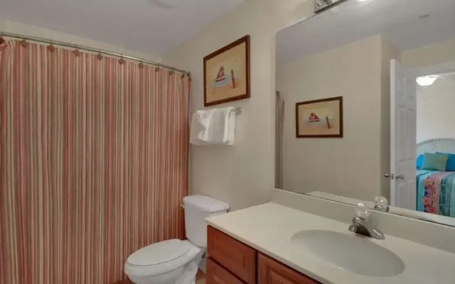Twin Palms 1705