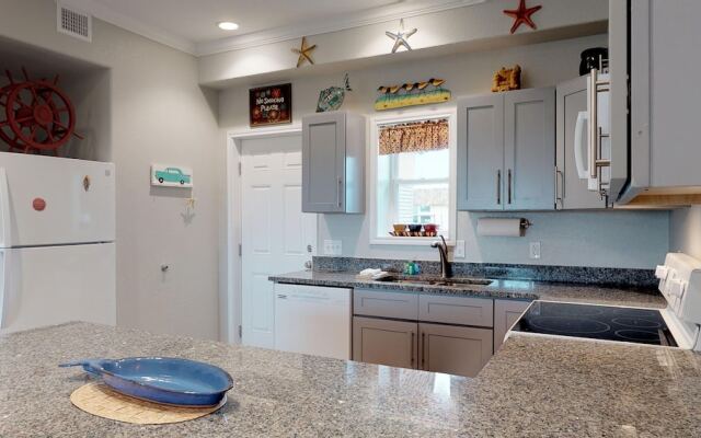 41ir: Beach  3 Bedroom Condo