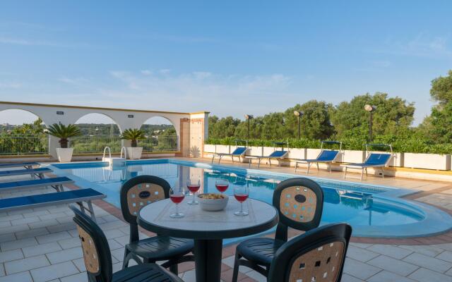 Casa Mimosa B a Villa Safi con Piscina