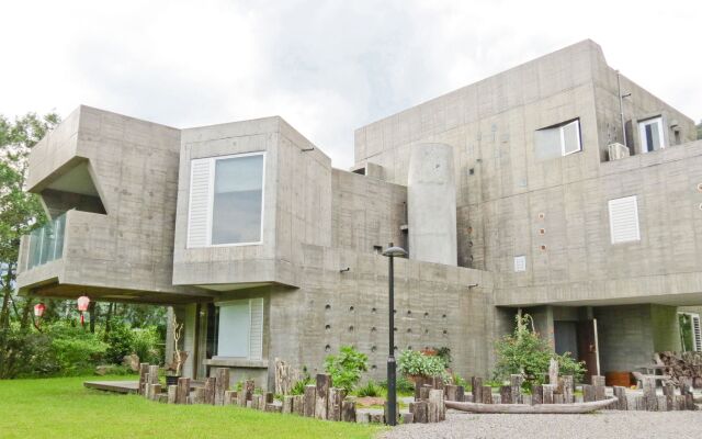 Yu Peng Villa