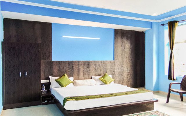 TK House by Treebo