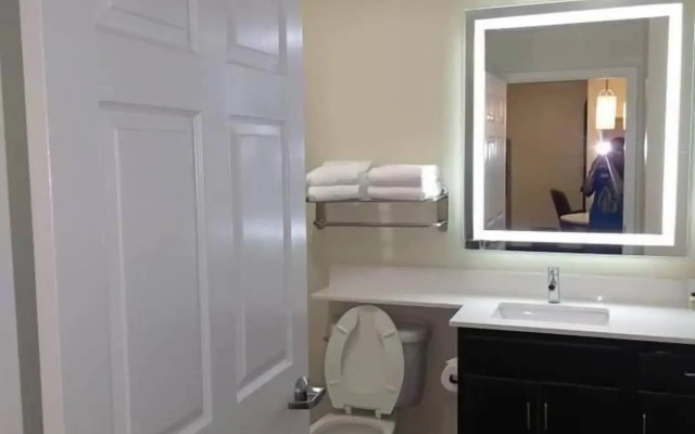 Candlewood Suites Houston Medical Center by IHG