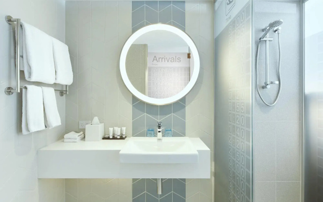 Holiday Inn Express Sydney Airport by IHG