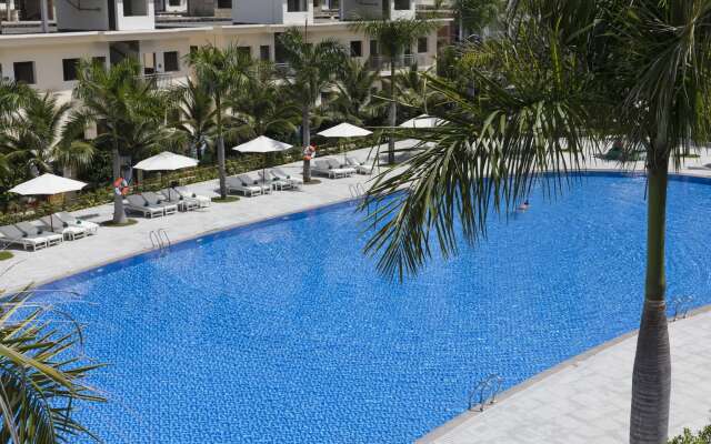 Diamond Bay Condotel - Resort Nha Trang