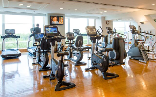 Phoenix Seagaia Ocean Tower