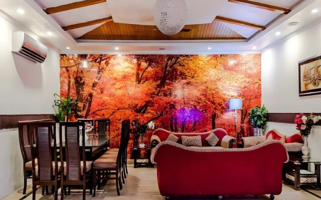 Rose Palace Hotel - Garden Town