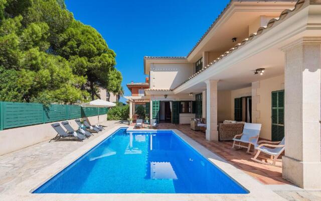 Casa Martina - Private Pool & 150m from the Beach