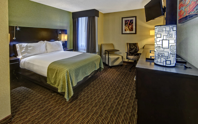 Clarion Hotel & Suites Conference Center Memphis Airport