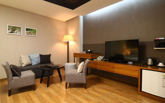 Sangsangmadang Chuncheon Stay Hotel