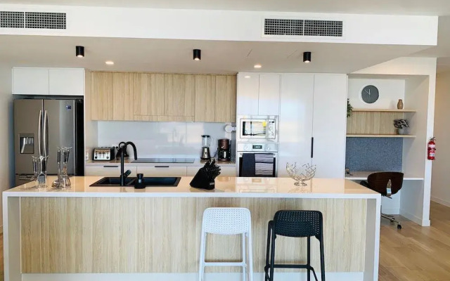 Cosmopolitan Exclusive Rental Apartments